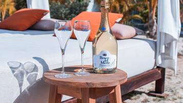 Champagne service