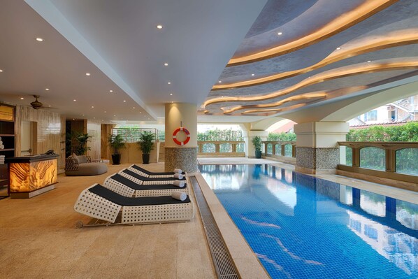 Indoor pool, lifeguards on site