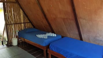 Economy Shared Dormitory, Mixed Dorm, Shared Bathroom (4 Single Beds) | Rollaway beds, bed sheets