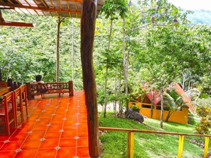 Breakfast, lunch, dinner served; local cuisine  - Hostal Portal de Champey - Hostel (San Agustin Lanquin)