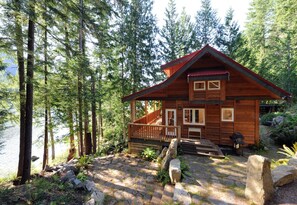 Cabane Romantique, 1 grand lit et 1 canapé-lit, vue baie, en front de mer