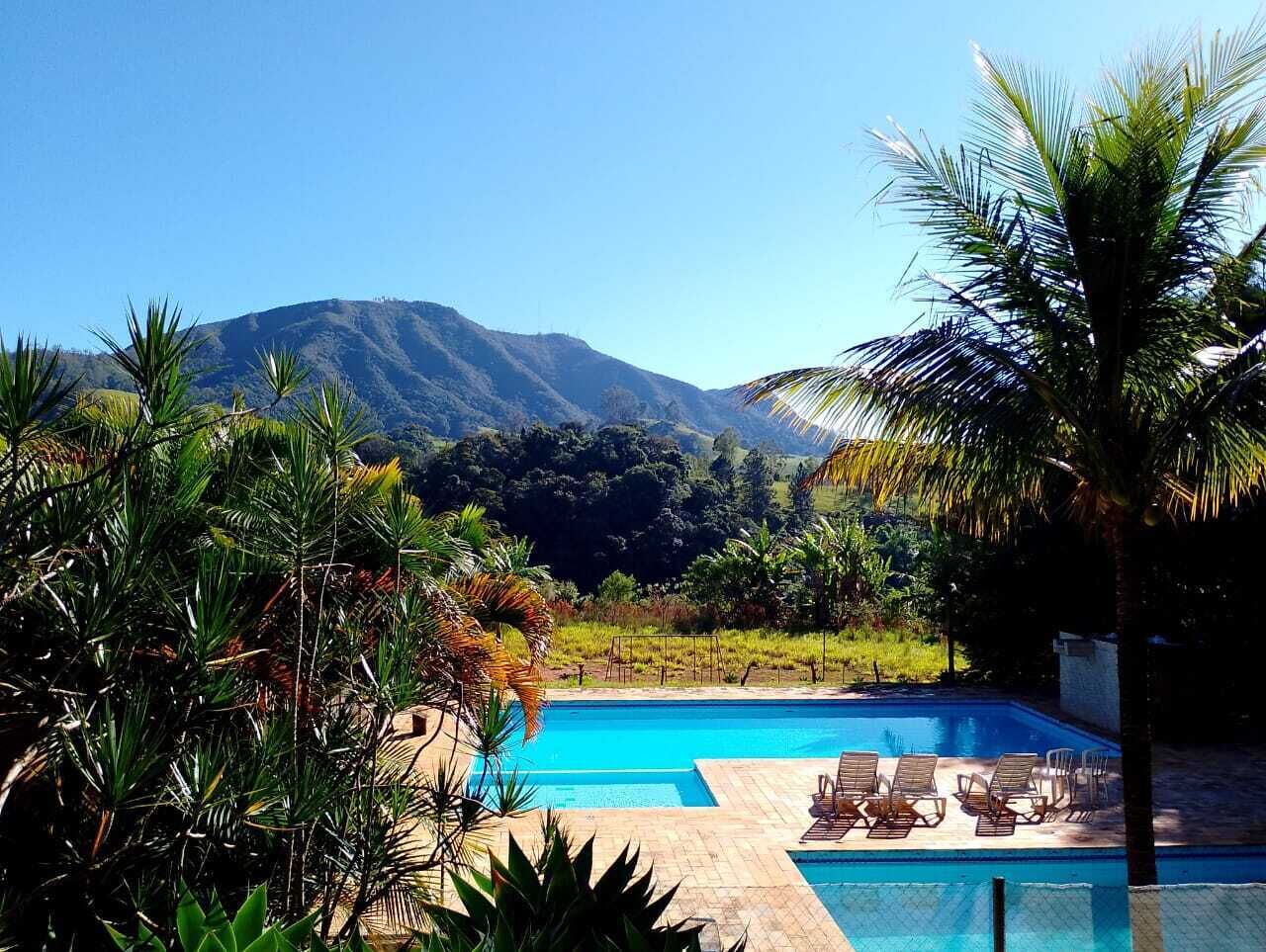 3 outdoor pools, pool umbrellas, sun loungers