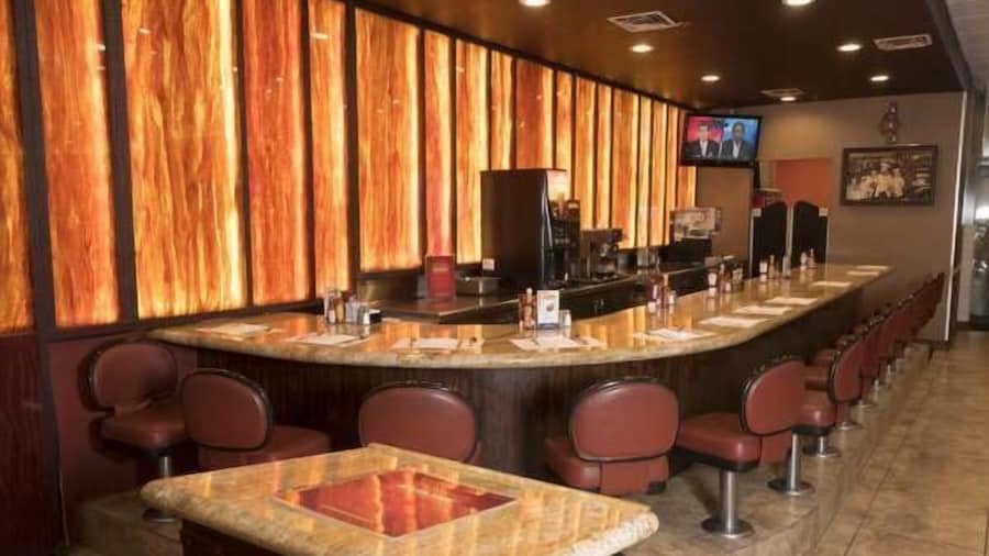 Skyline Hotel & Casino