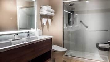 Executive Studio Suite, 1 King Bed | Bathroom