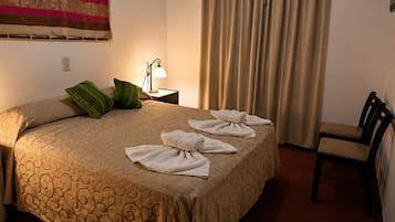 Habitacion Doble | 高級寢具、客房內保險箱、遮光布/窗簾、免費無線上網