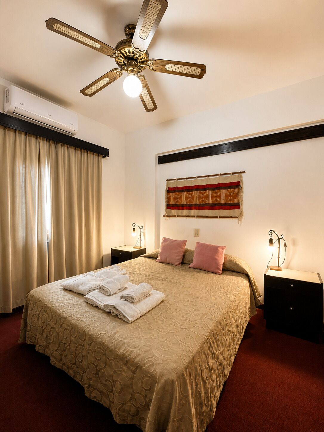 Habitacion Individual  | Premium bedding, in-room safe, blackout curtains, free WiFi