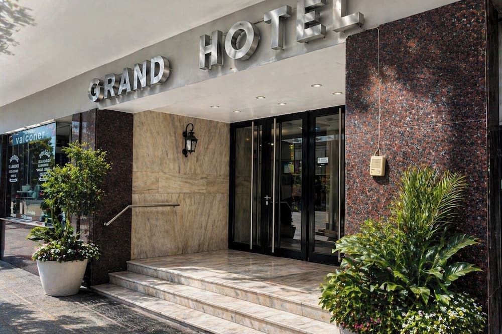 Grand Hotel