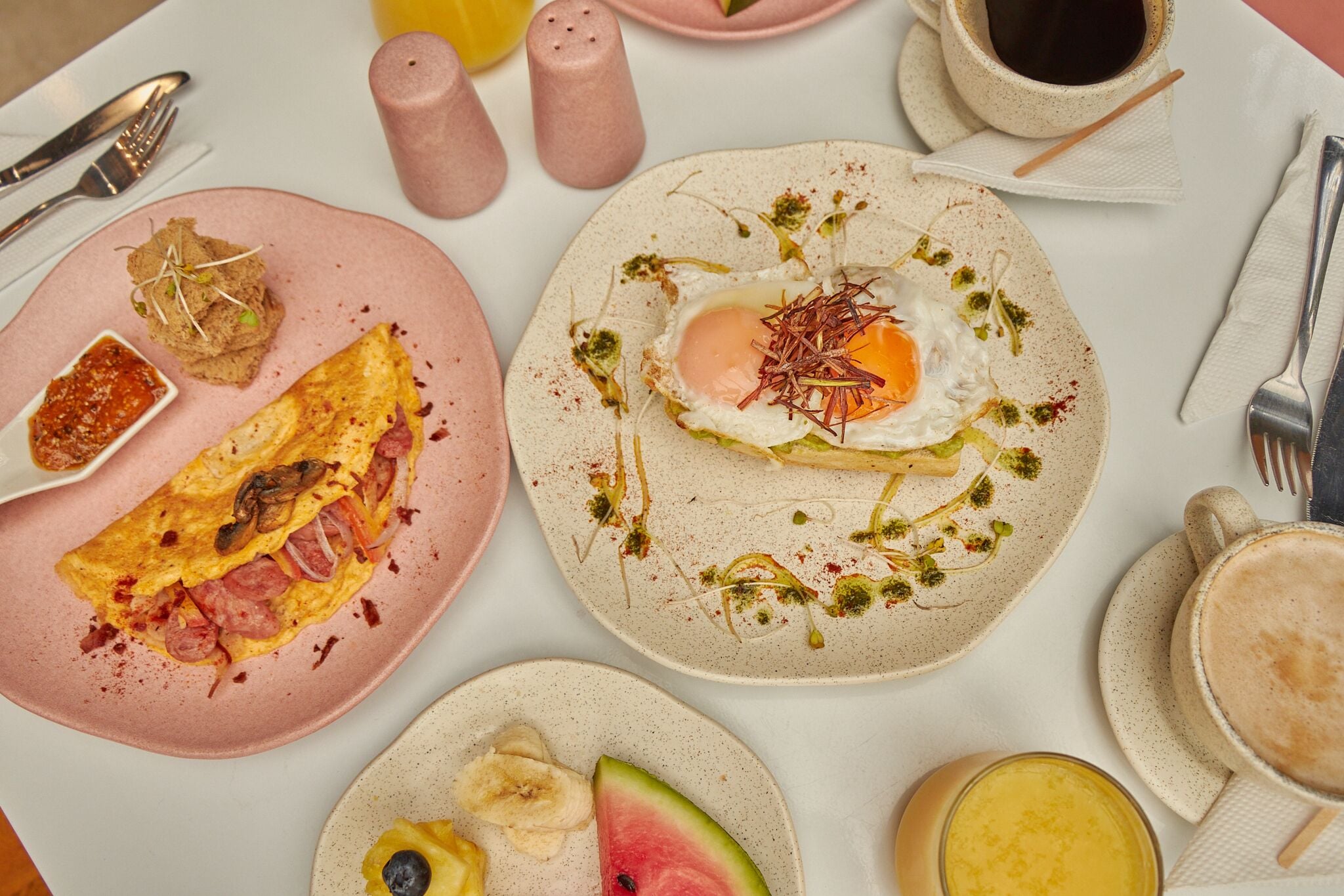 daily cooked-to-order breakfast (cop 42000 per person)