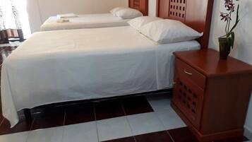 Escritorio y wifi gratis