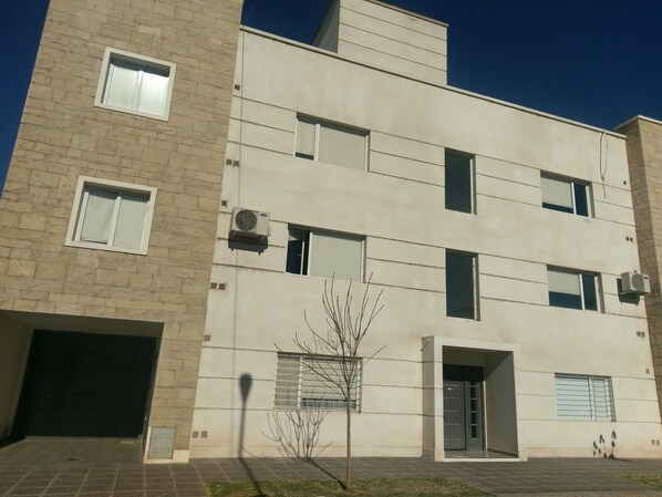 Fassade der Unterkunft