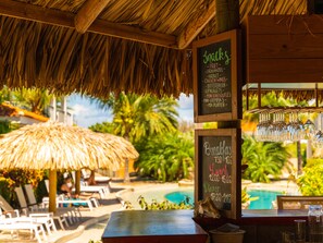Poolbar