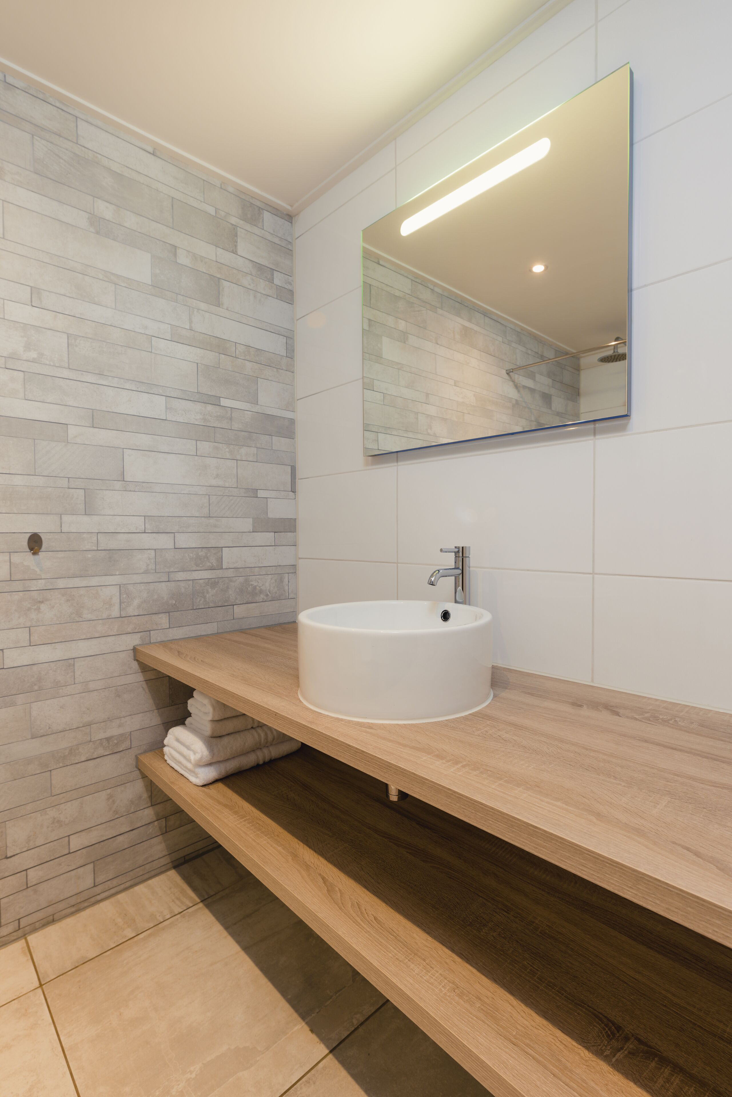 apartment, 2 bedrooms (bunita) | bathroom | hair dryer, towels