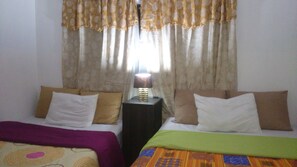 Double Room | Down comforters, individually furnished, blackout drapes, free WiFi - Hotel Histórico - Hostel (Guatemala City)