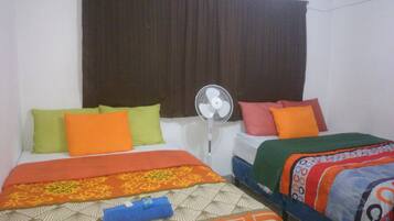 Quarto casal | Edredons de pluma, individualmente mobiliados, cortinas blackout