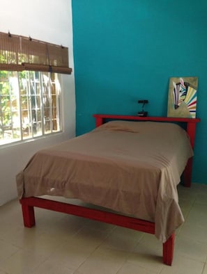 Double Room | Iron/ironing board, cribs/infant beds, free WiFi, bed sheets