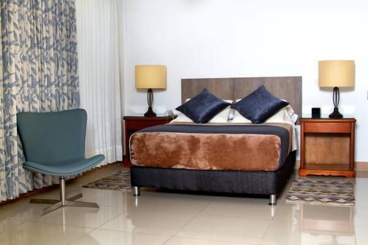 Deluxe-Studiosuite, 1 Doppelbett, mit Bad, Blick auf den Innenhof