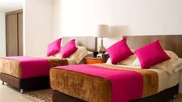 Premium bedding, soundproofing, iron/ironing board, free WiFi