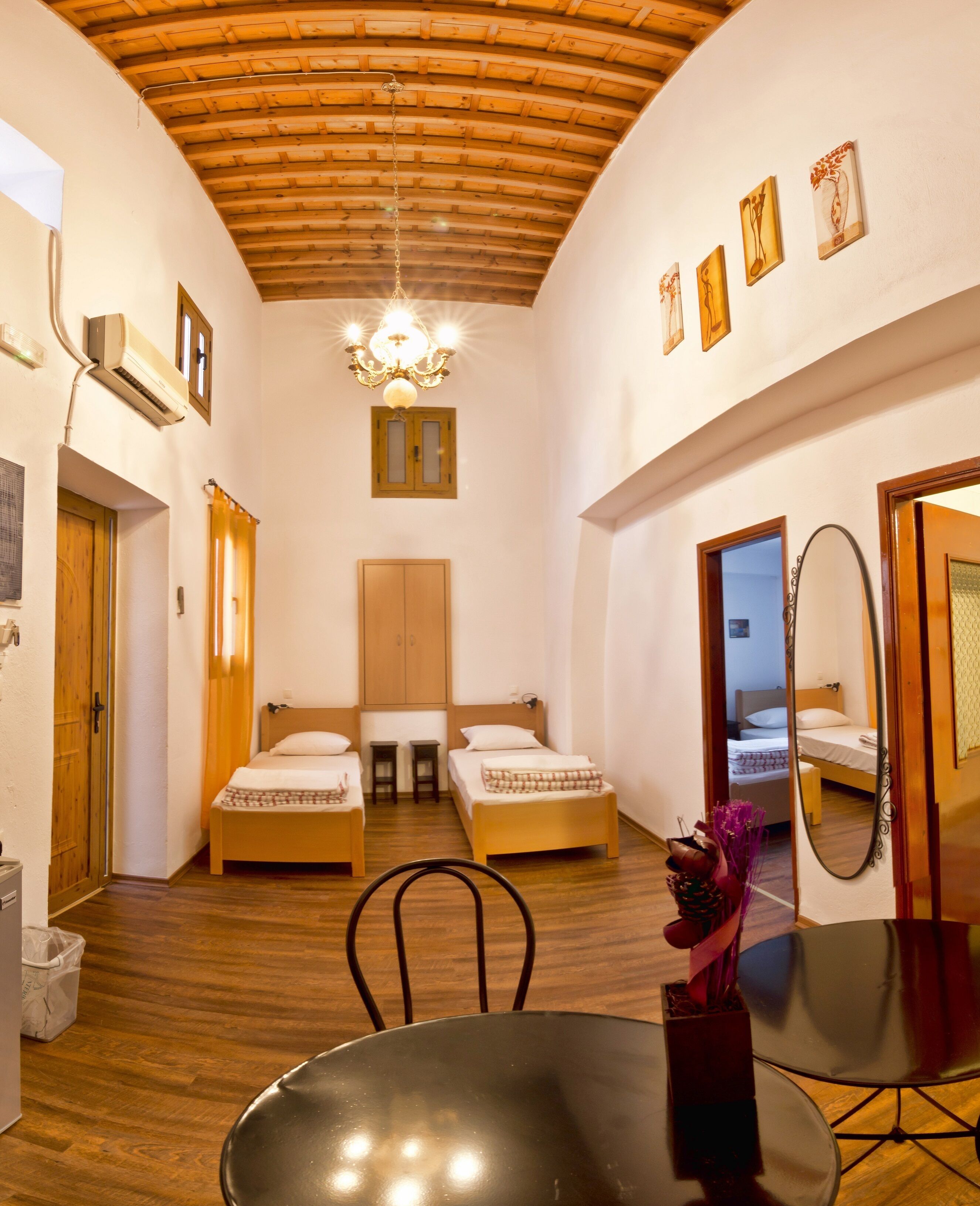 5 Schlafzimmer, Zimmersafe, schallisolierte Zimmer