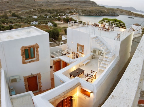 Lindos Centre - Villa for 10 guests - Roof Terrace