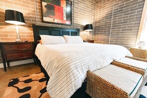 2 bedrooms, iron/ironing board, travel crib, free WiFi