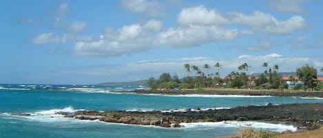 靠近海滩、沙滩椅、沙滩毛巾