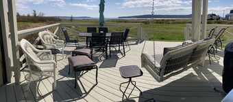 Picture Perfect ~ Oceanfront ~ Balcon ~ Animaux domestiques ~ Fire Pit ~ Art Studio ~ Pont ~ WiFi