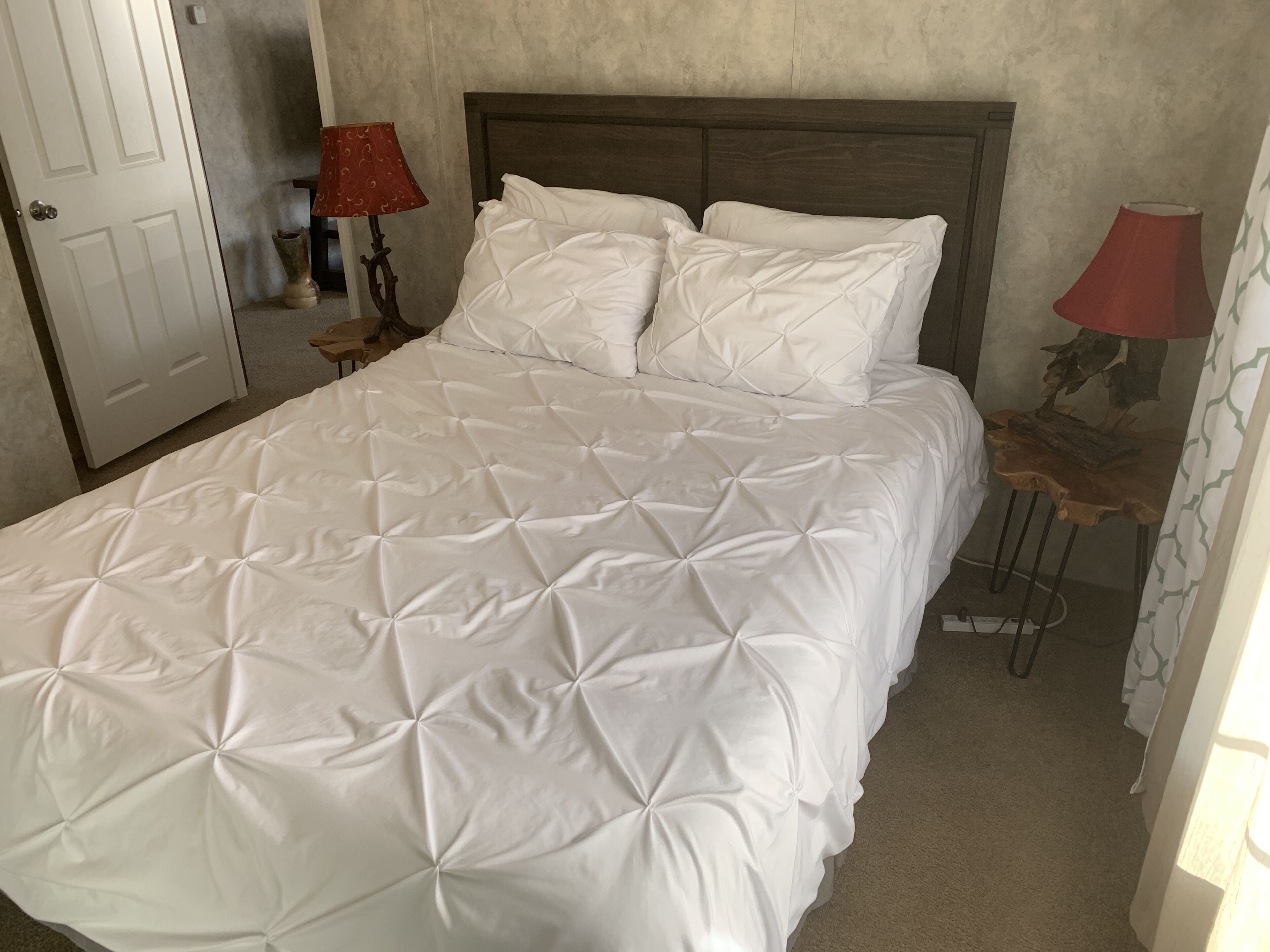 3 bedrooms, in-room safe, desk, iron/ironing board