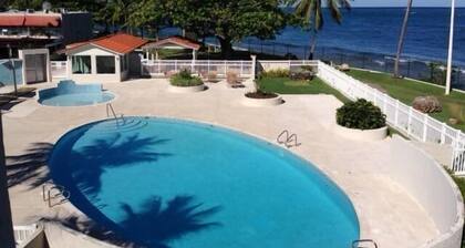 Walk to the Beach!! Solar Powered Fully Renovated Villa!!