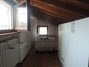 1 chambre, draps fournis