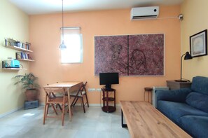 Televisión y impresora 