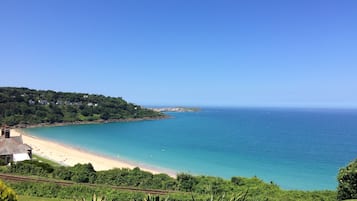 Playa en los alrededores