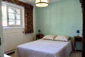 2 soverom, strykejern/-brett, wi-fi (inkludert) og rullestolvennlig