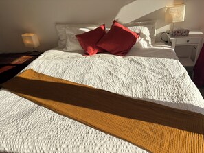 2 sovrum, strykjärn/strykbräda, wi-fi och sängkläder