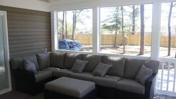 Smart TV, DVD player, books