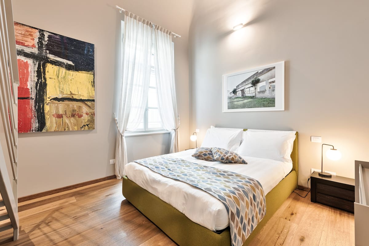 Departamento ejecutivo, 1 habitación, para no fumadores, cocina | Ropa de cama de alta calidad, camas con efecto memoria y minibar