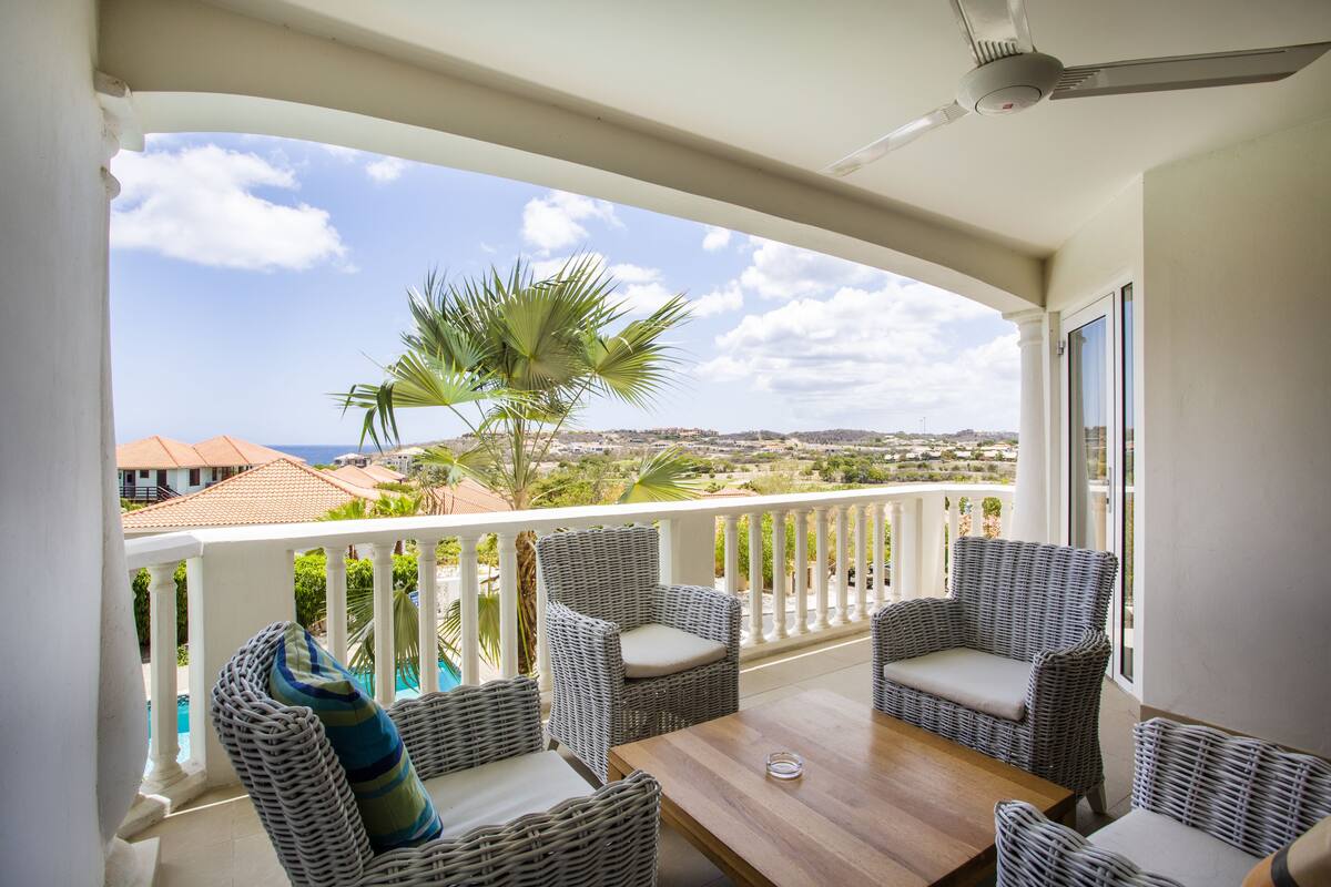 Deluxe Apartment, 1 Bedroom, Pool Access | Balcony