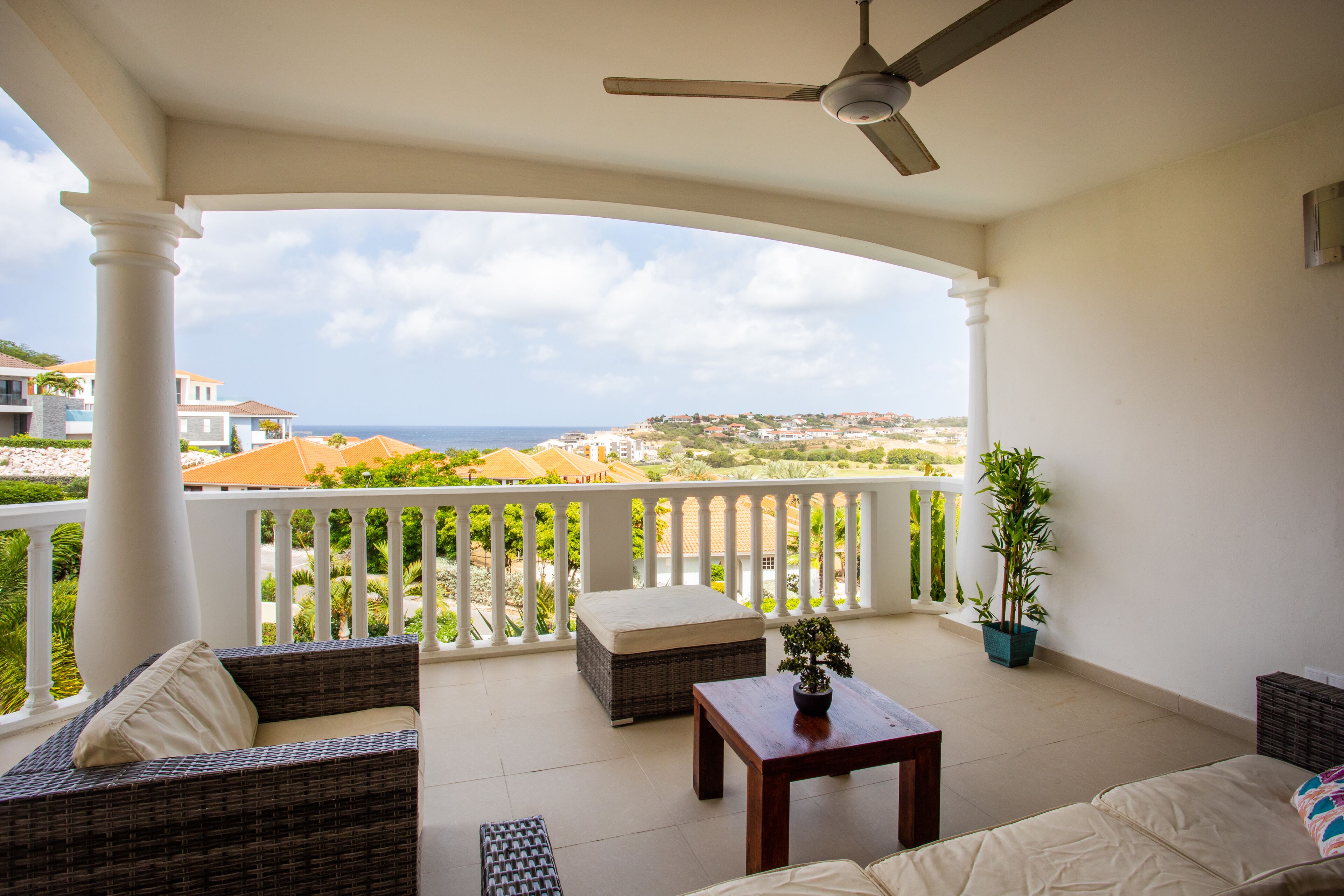 Apartamento Deluxe, 2 habitaciones, vistas al mar | 1 dormitorio, caja fuerte, sistema de insonorización