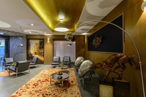 Lobby - Howard Johnson by Wyndham Kolkata (Barasat)