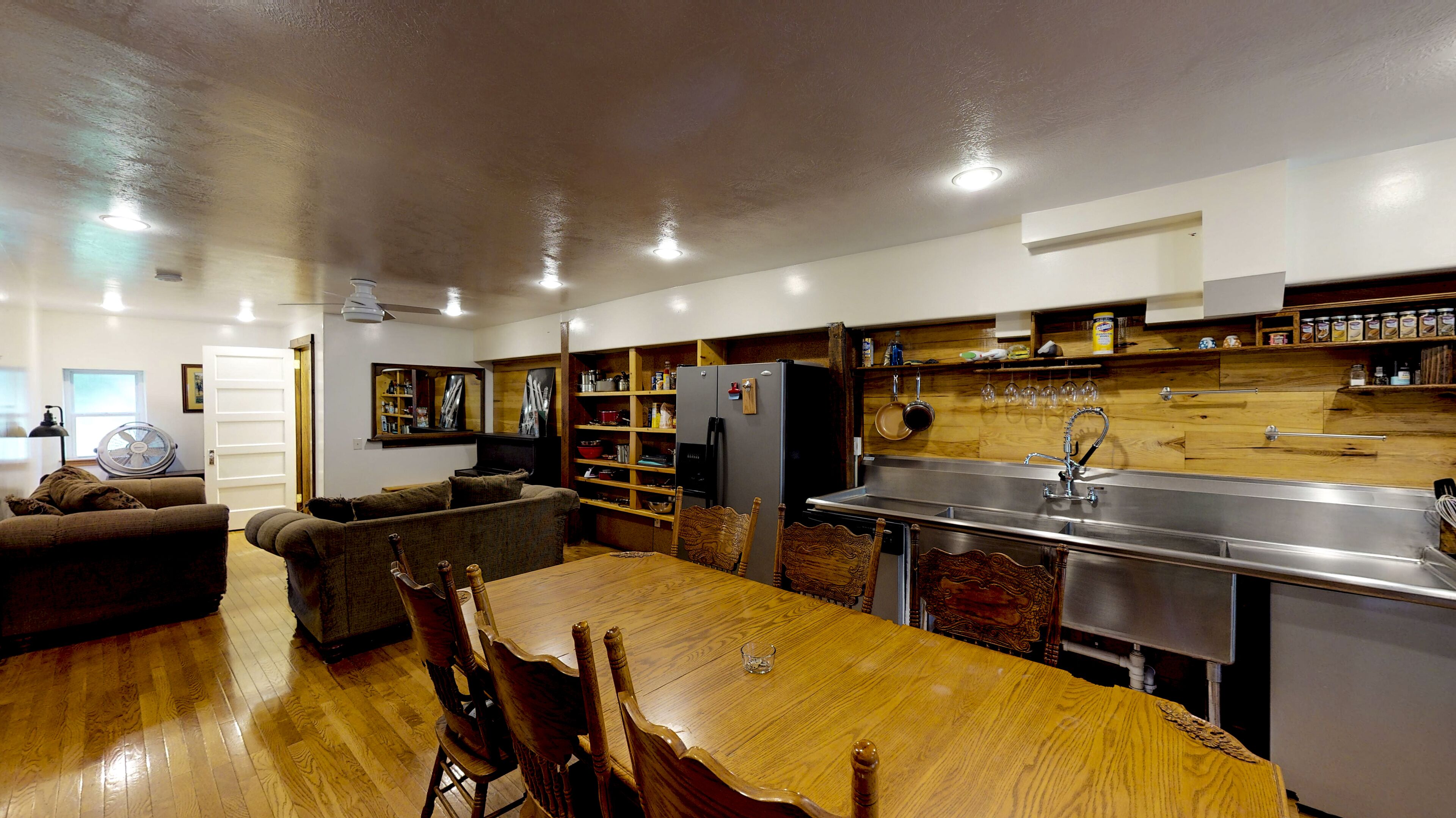 Historic carriage house with chef's kitchen. Renovated by & for property owner.