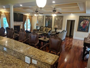 Interior - Gated 5BR/4.5BA House - Internet and Grill (Stone Mountain)