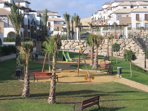 Fantastic Family Apartment with Indoor/Outdoor Pools & Gardens, Secure Parking