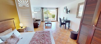 modern studio sea view orient bay 50m from the beach