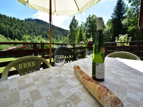 Chalet au calme avec jardin