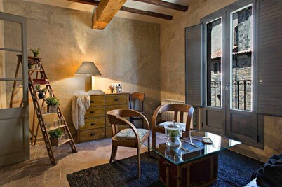 El Campaner, apartment with indoor pool access