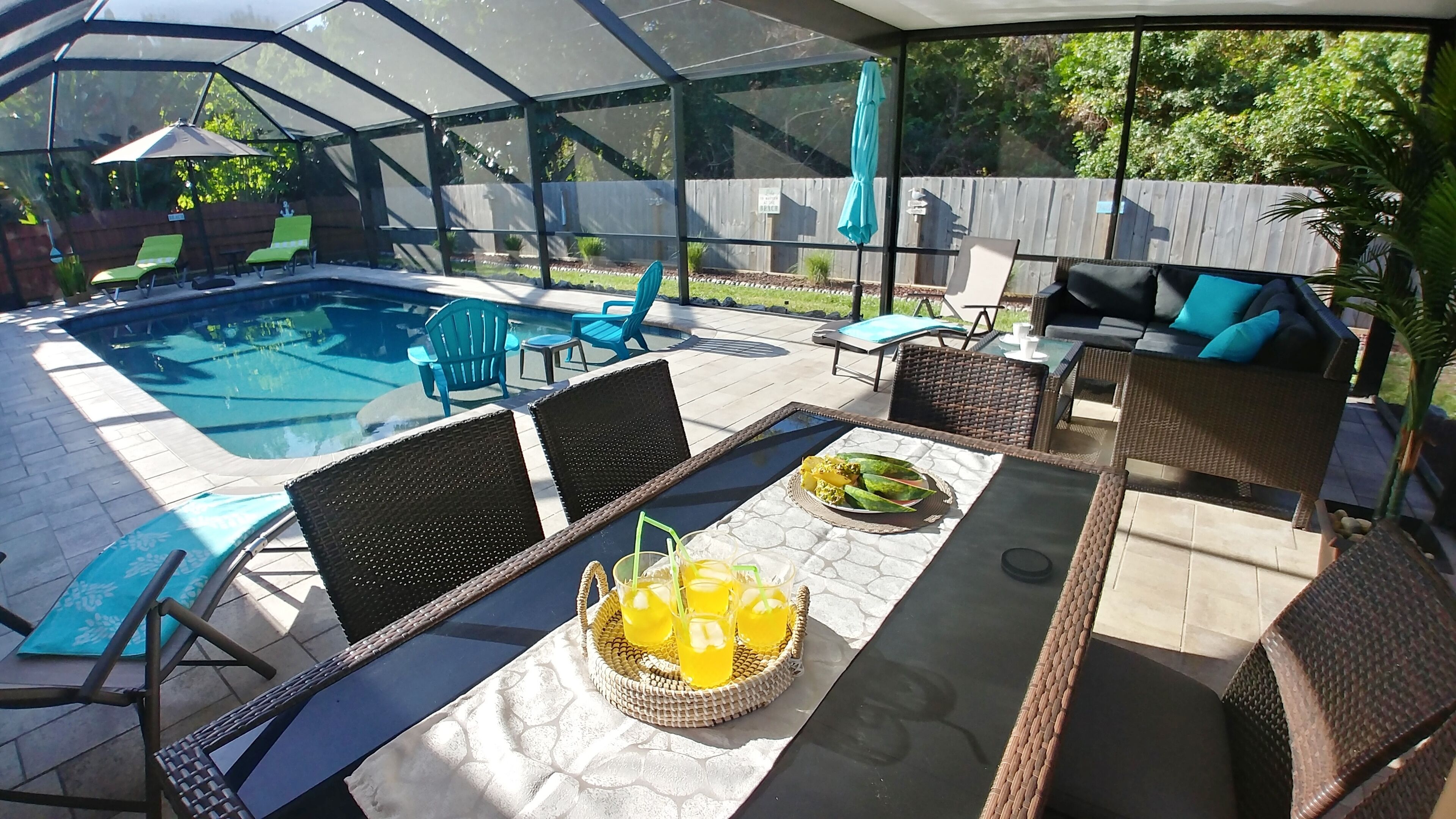 Pool Villa★Heated Pool★Minutes to Beach★Lounge Area★Free WiFi