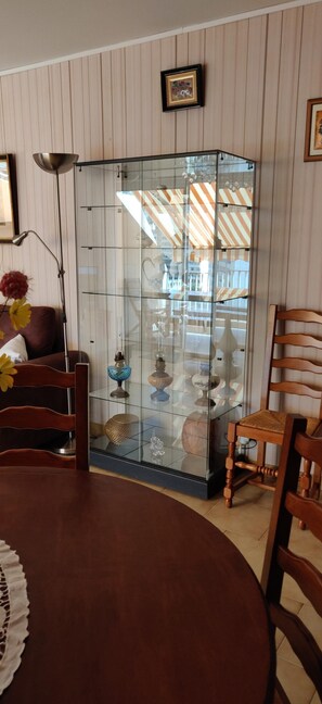 Interior - F4 IN DOWNTOWN, SPACIOUS, QUIET AND SECURE. IDEALLY LOCATED. AMAZING VIEWS (Ajaccio)