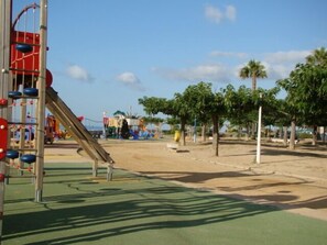 Children’s area - F4 IN DOWNTOWN, SPACIOUS, QUIET AND SECURE. IDEALLY LOCATED. AMAZING VIEWS (Ajaccio)