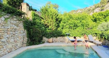 Gite le chat rouge. LOFT de charme. Non loin⊠Les plus beaux villages de France.