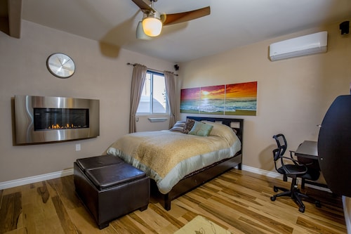 モダンラグジュアリータイニーハウス-ニアビーチズ、ベイ、UCSD！