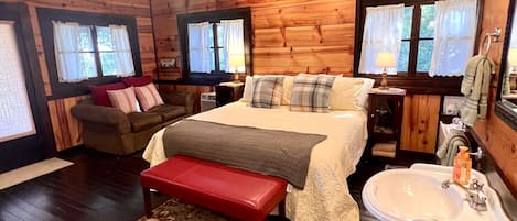 Free WiFi, bed sheets